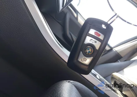 2013 BMW X3 xDrive28I z USA, uszkodzony, nr VIN 5UXWX9C59D0A32650